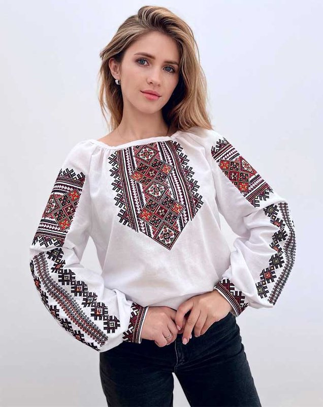 Women's embroidery Khrystyna, 40