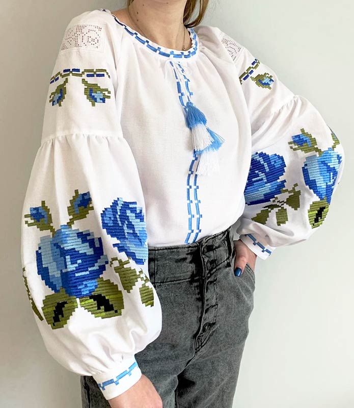 Жіноча вишиванка Французькі Квіти - сині, 60