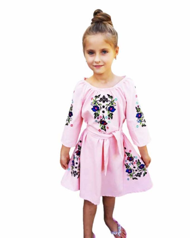 Sukienka dziecięca haftowana z motywami huculskimi - różowa, 116/122 cm