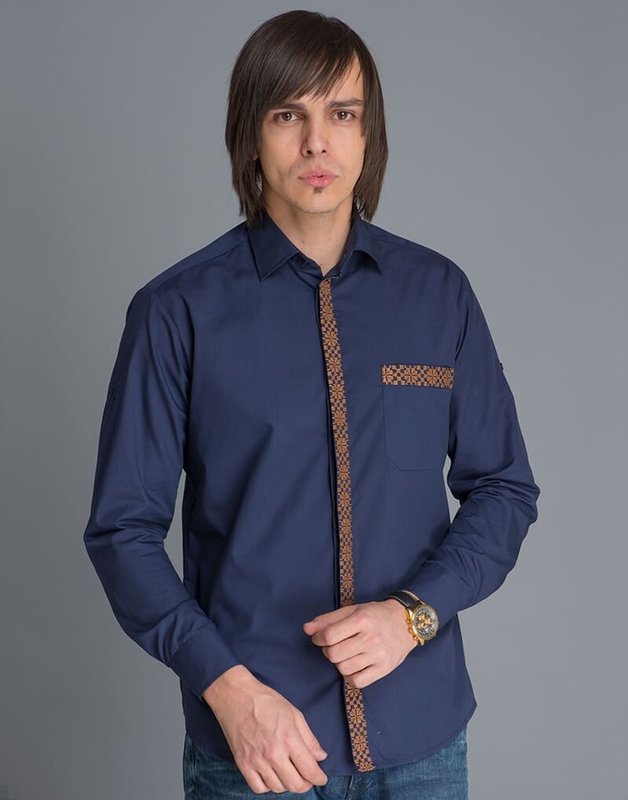 Рубашка мужская синяя Планка с бежевой вышивкой, 38