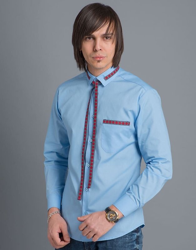 Рубашка мужская вышитая Узелок голубая, красная вышивка, 43