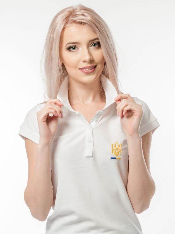 Жіноча патріотична футболка поло: «ТРИЗУБ», вишивка, біла, S