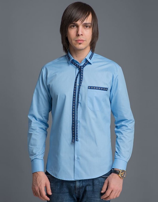 Рубашка мужская вышитая Узелок голубая, темно-синяя вышивка, 39