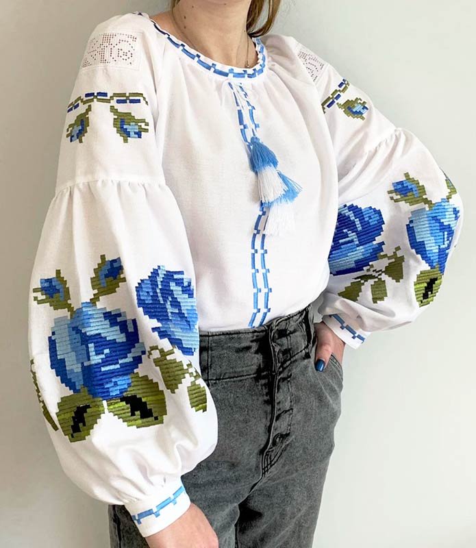 Жіноча вишиванка Французькі Квіти - сині, 40